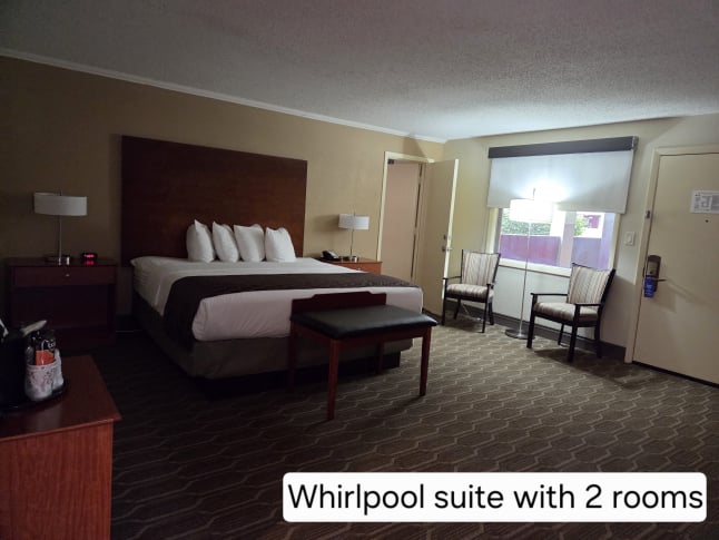 Whirlpool suite with 2 rooms