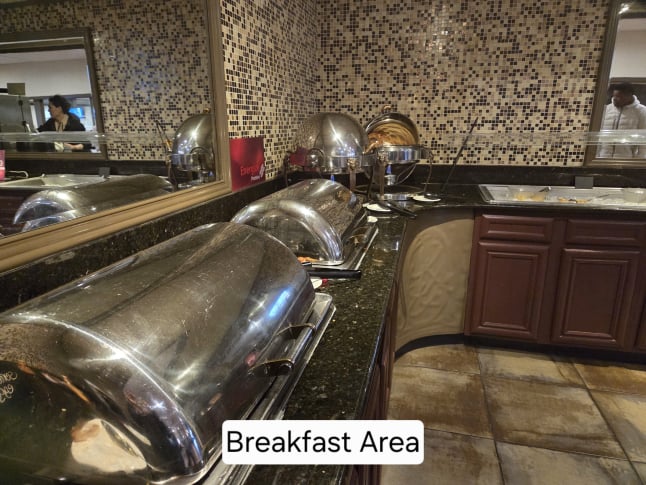Breakfast bar area